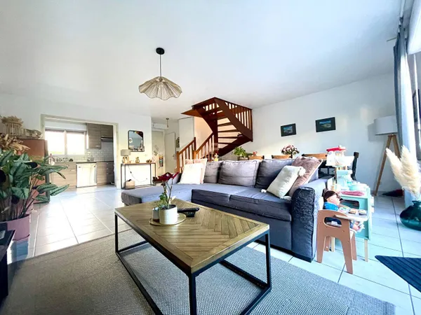 Maison 5 pièces 85 m² 