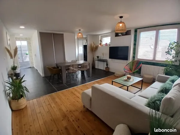 Appartement 8 pièces 76 m² 