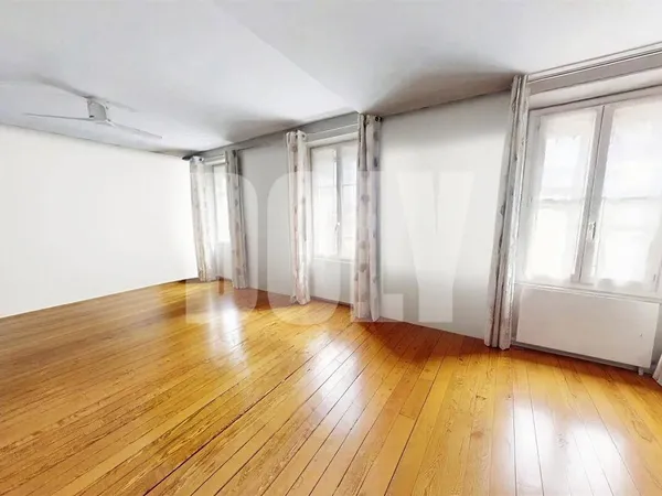 Appartement 4 pièces 79 m² 