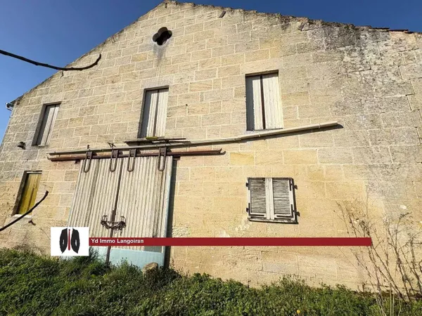 Terrain constructible 769 m² 