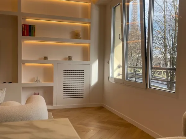 Appartement 3 pièces 81m2 vue Tour Eiffel 