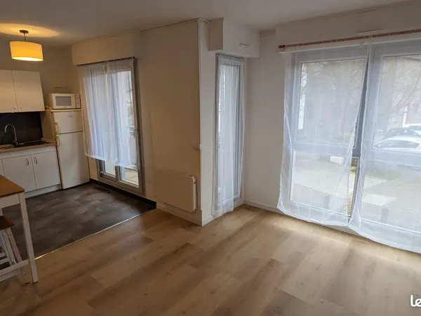 Appartement T2 meublé - 48 m² - Centre-ville - Le Rheu 