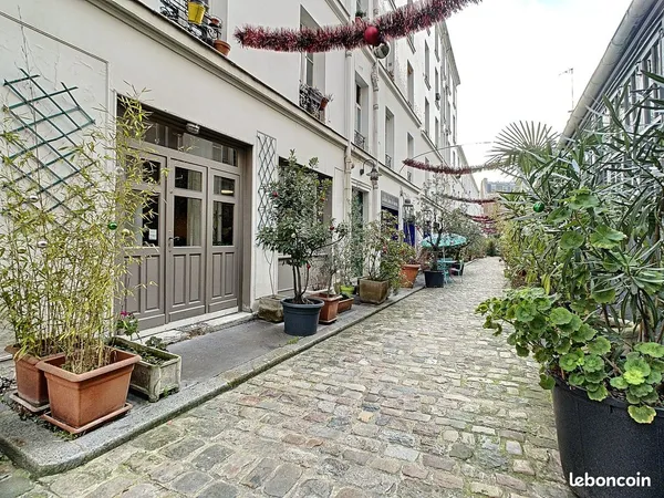 Local commercial 48 m² Paris 
