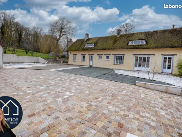 Maison 7 pièces 235 m² 