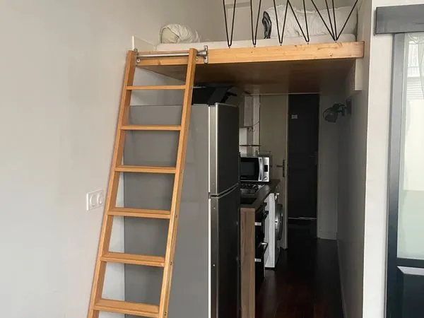 A Louer studio Meublé 