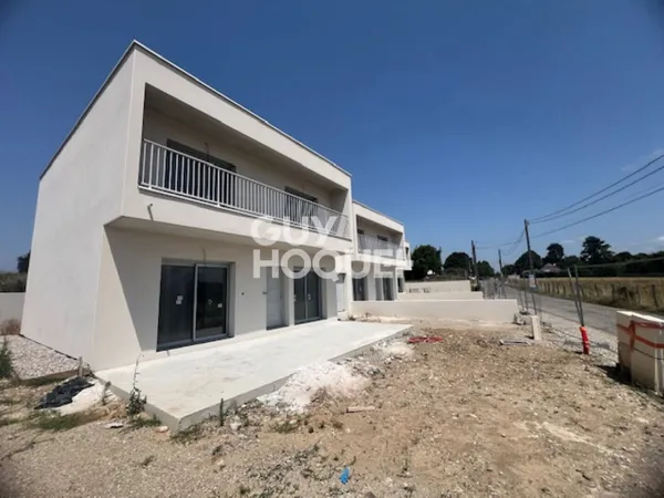 MAISON À VENDRE DE 5 PIÈCES DE 115,70 M² 