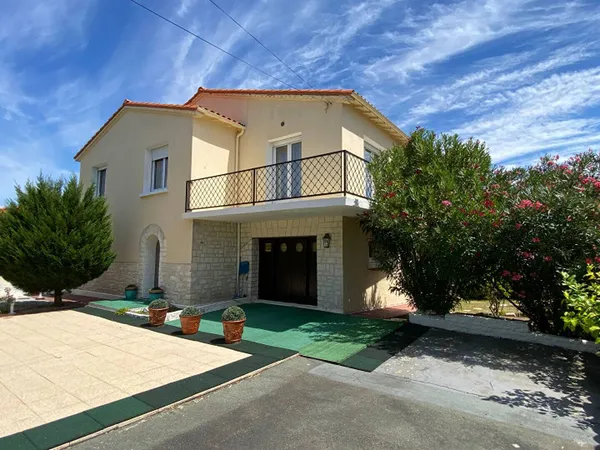 Maison 7 pièces 193 m² 