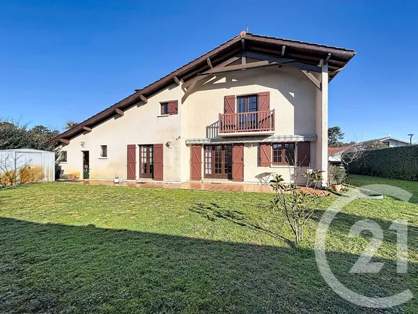 Maison 7 pièces 174 m² 