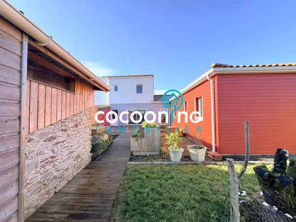 Maison familiale en village 