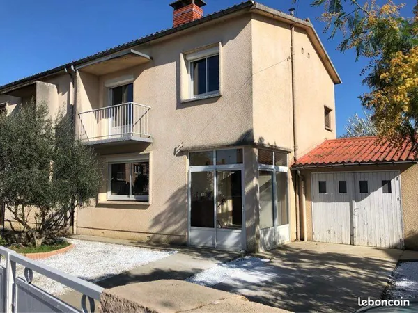 Maison T4 mitoyenne avec jardin 