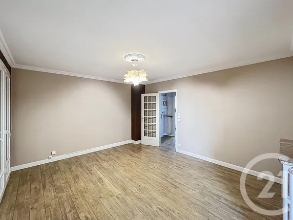 Appartement 3 pièces 87 m² 