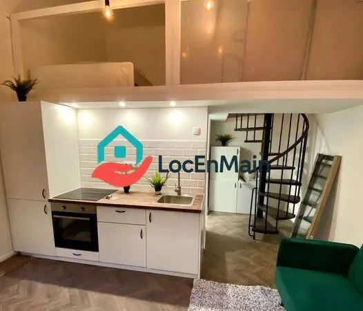 Studio 1 pièce 32 m² 