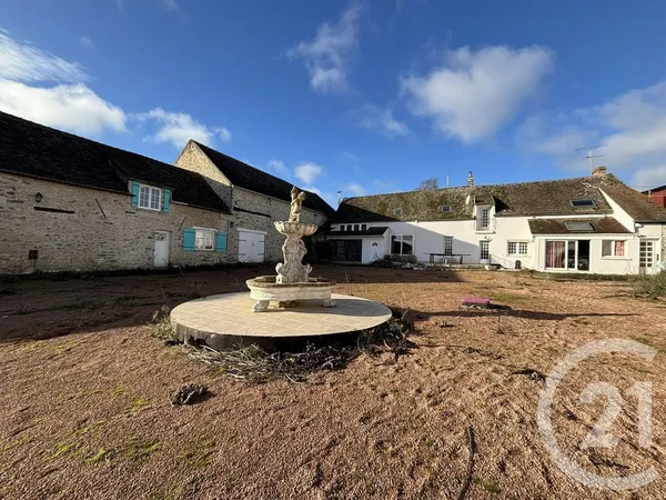 Maison 14 pièces 1680 m² 