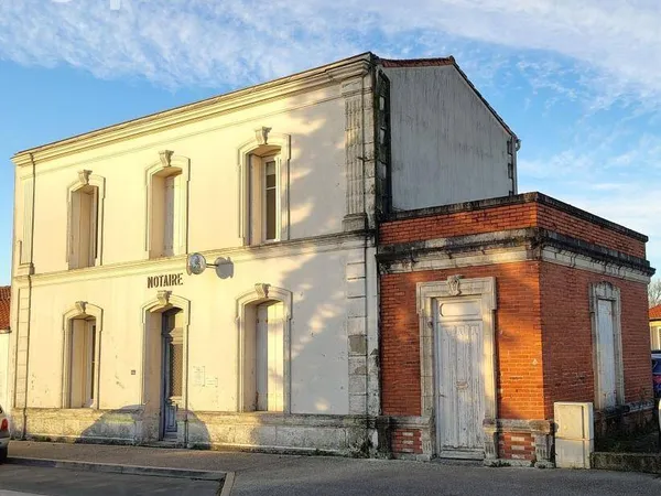 Immeuble 8 pièces 130 m² 