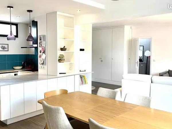 Appartement 87m², dernier étage, hyper centre 