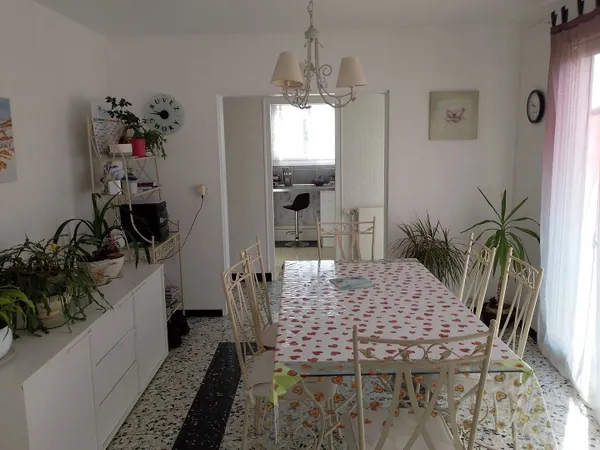 Maison 1 pièce 124 m² 