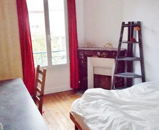 Chambre dans maison pour homme 