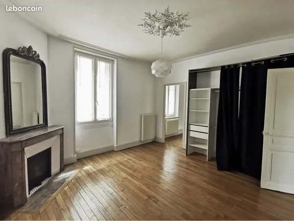 Très bel F3 avec extérieur ensoleillé - Nancy Pépinière/Craffe 