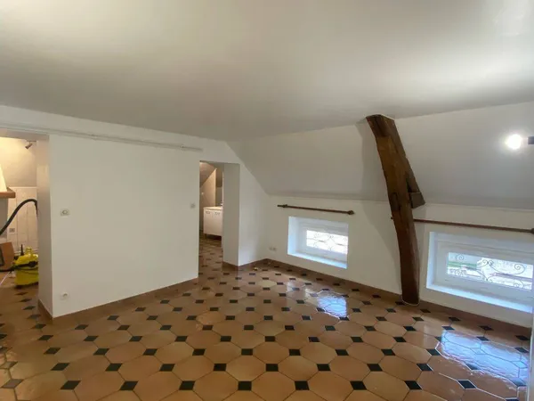 Appartement 1 pièce 54 m² 