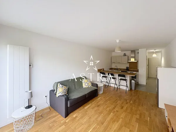 Studio 1 pièce 38 m² 