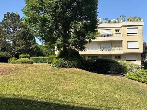 Appartement 5 pièces 102 m² 