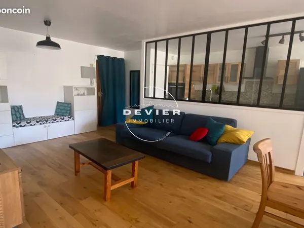 Appartement 3 pièces 84 m² 