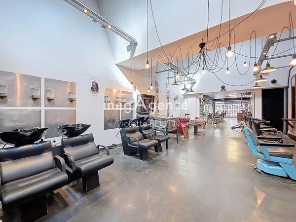 Fonds de commerce Salon de Coiffure - Emplacement N°1 
