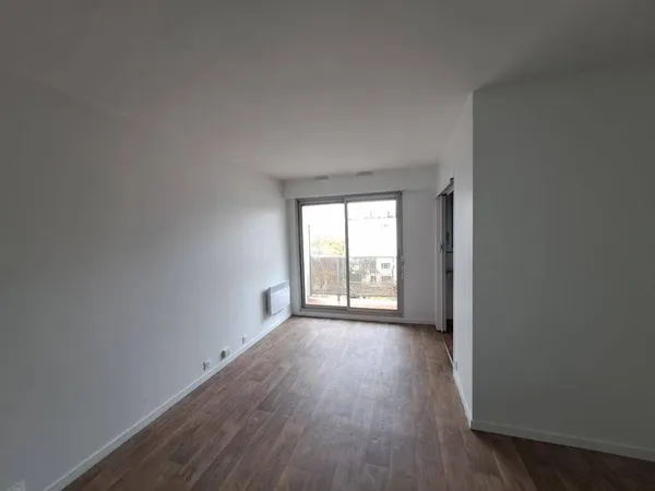 Studio 1 pièce 26 m² 