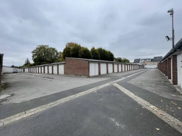 Parking - Garage Vente Amiens   940000€