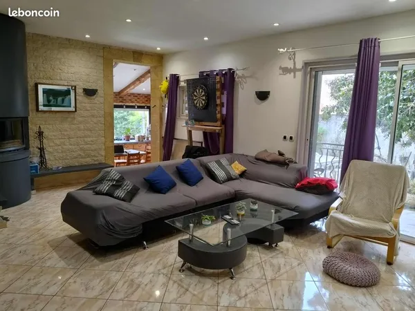 Colocation dans villa avec piscine 