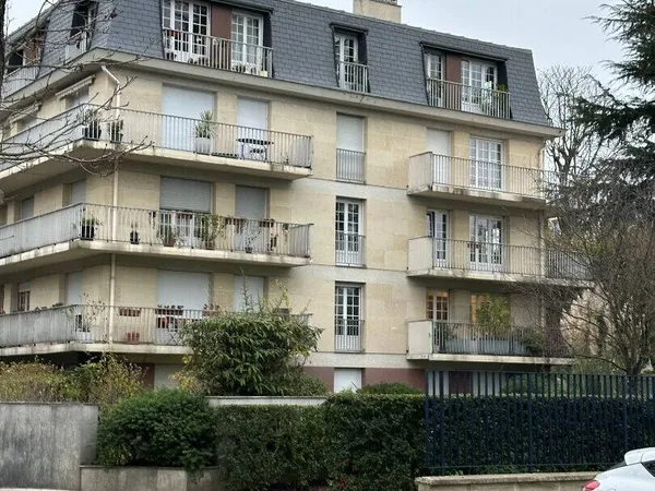 Studio 1 pièce 31 m² 