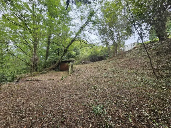 Terrain 1147 m² 