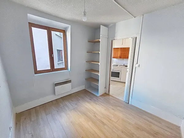 Appartement 1 pièce 17 m² 
