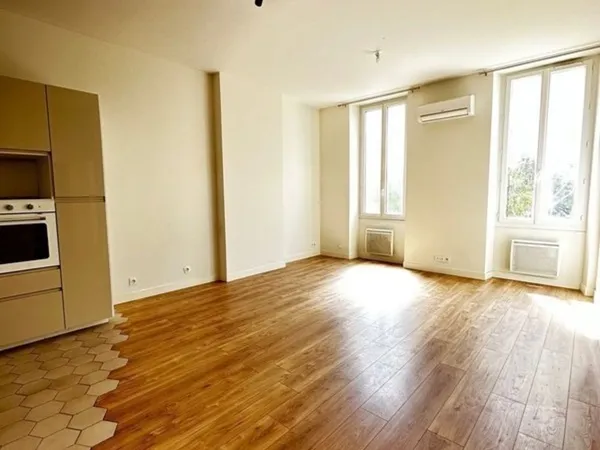 Appartement 4 pièces 80 m² 