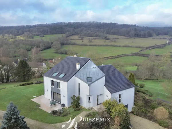 Villa 7 pièces 210 m² 