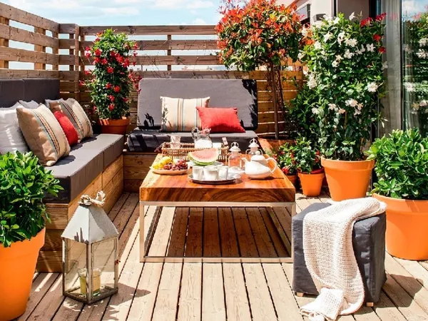 * Superbe 3 pièces traversant de 65 m², en plein centre et au calme 