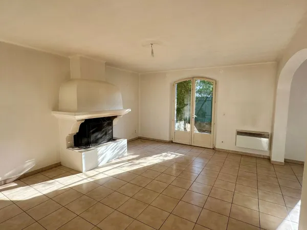 LUYNES - Maison T4 CENTRE VILLAGE 