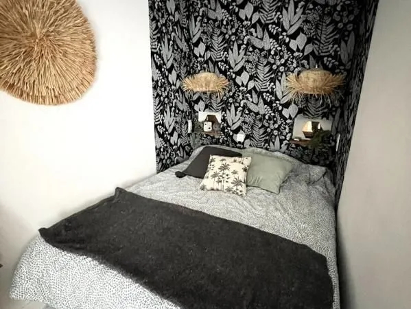 Studio 1 pièce 14 m² 