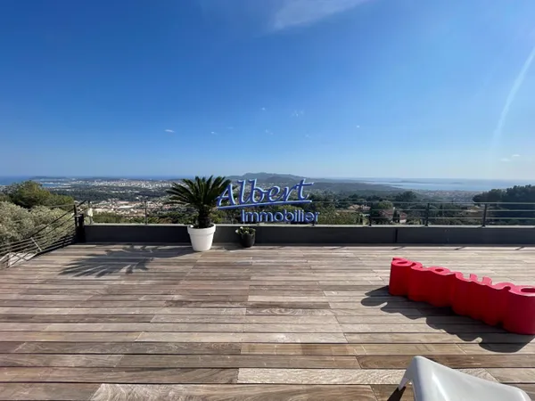 Villa Ollioules 6 pièce(s) 190 m2 