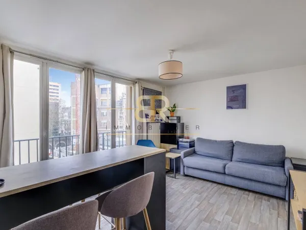 Studio 1 pièce 25 m² 