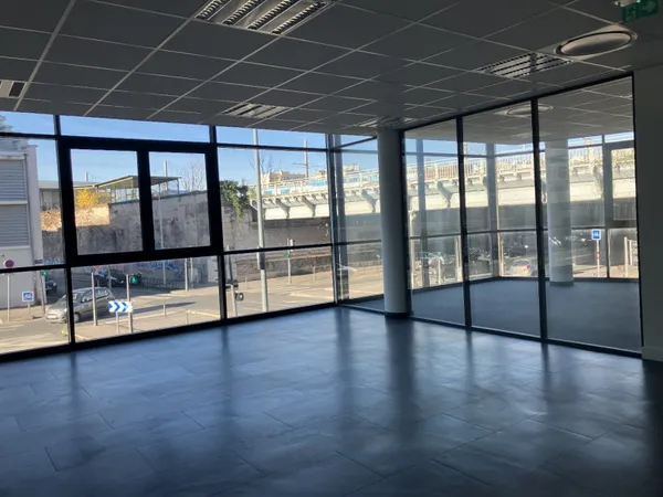 Bureaux 346 m² 