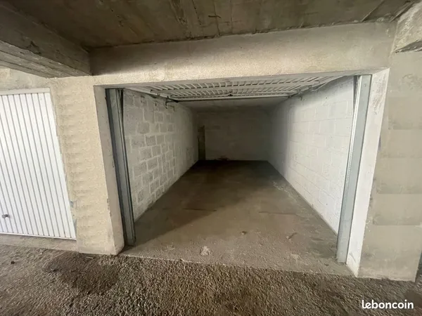 Parking/box 15 m² Hérouville-Saint-Clair 