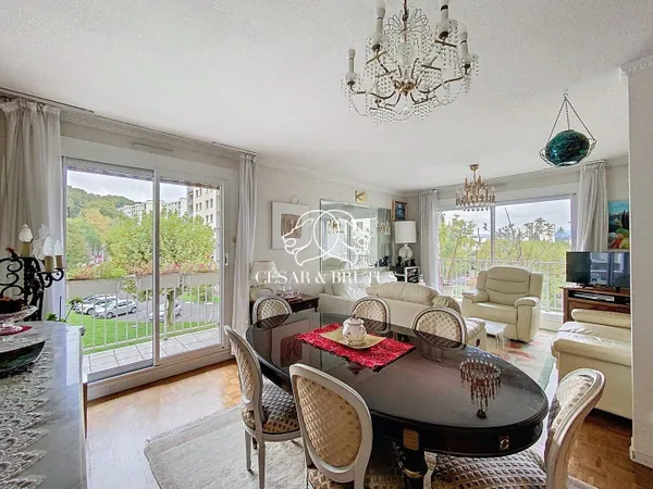 Appartement 4 pièces 77 m² 