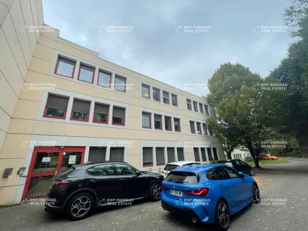 Bureaux 283 m² 