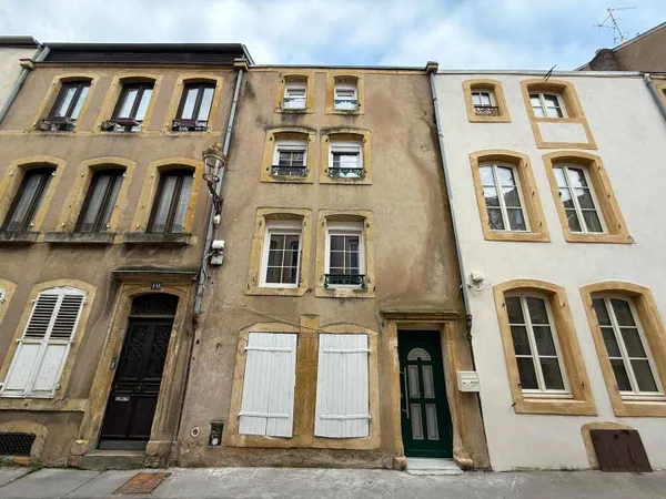 Immeuble 150 m² 