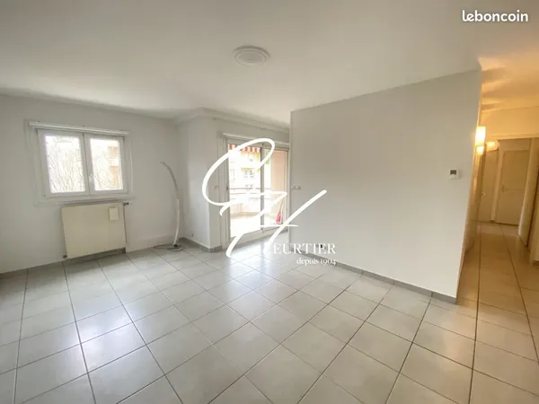 Appartement 3 pièces 63 m² 