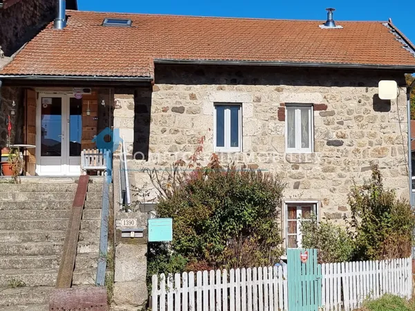 Dépt. 07 - A VENDRE Secteur COUCOURON - Ferme rénovée de 170 