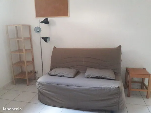 Location studio meublé 