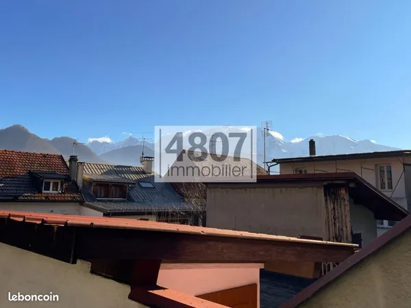 Appartement 3 pièces 77 m² 