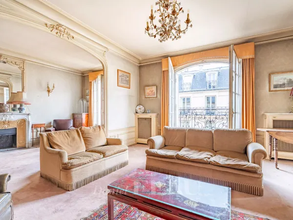 Exclusivité - Appartement familial et de réception- Gros Caillou 